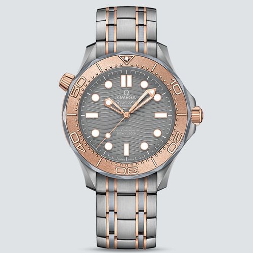 Omega Reloj Seamaster Diver 300m Co‑Axial Master Chronometer Oro Sedna con Titanio 42 mm